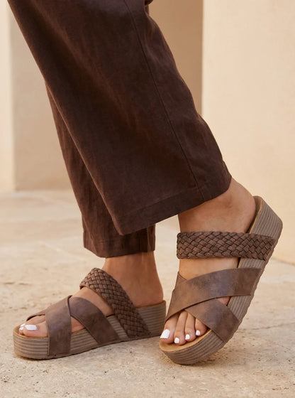 Cross-Strap Sandals – Comfy Platform Fit