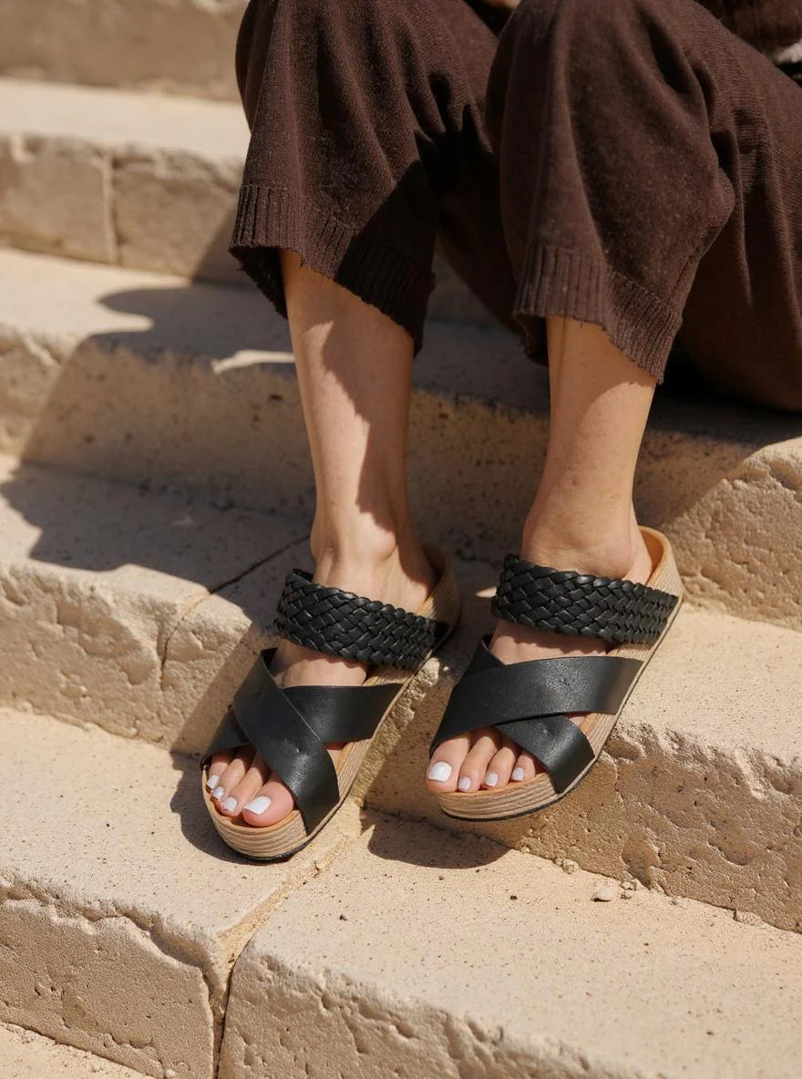 Cross-Strap Sandals – Comfy Platform Fit